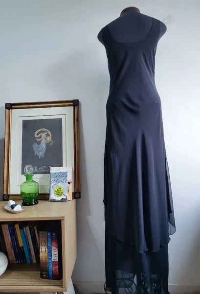 vestido preto longo