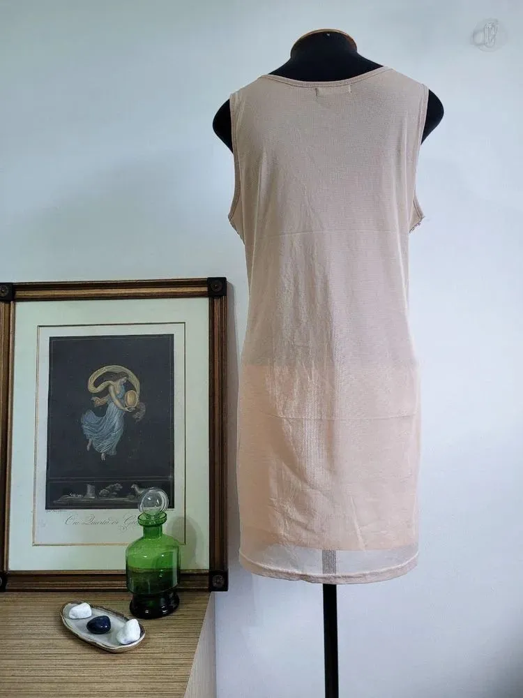 vestido bordado dourado