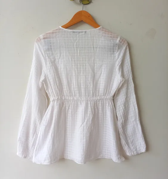 bata feminina manga longa branca amissima