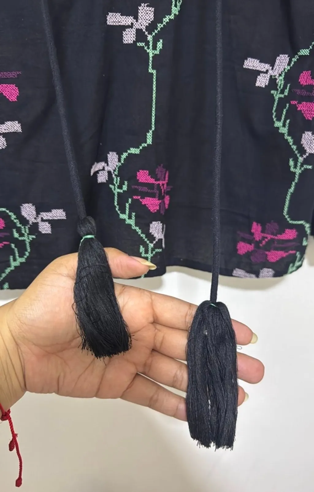 Bata shoulder bordada