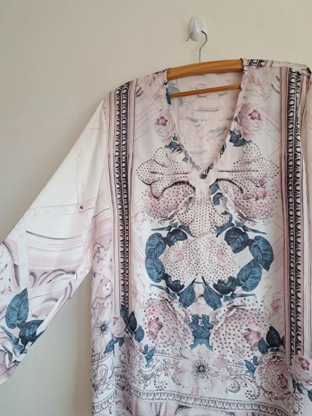 blusa plus size lança perfume