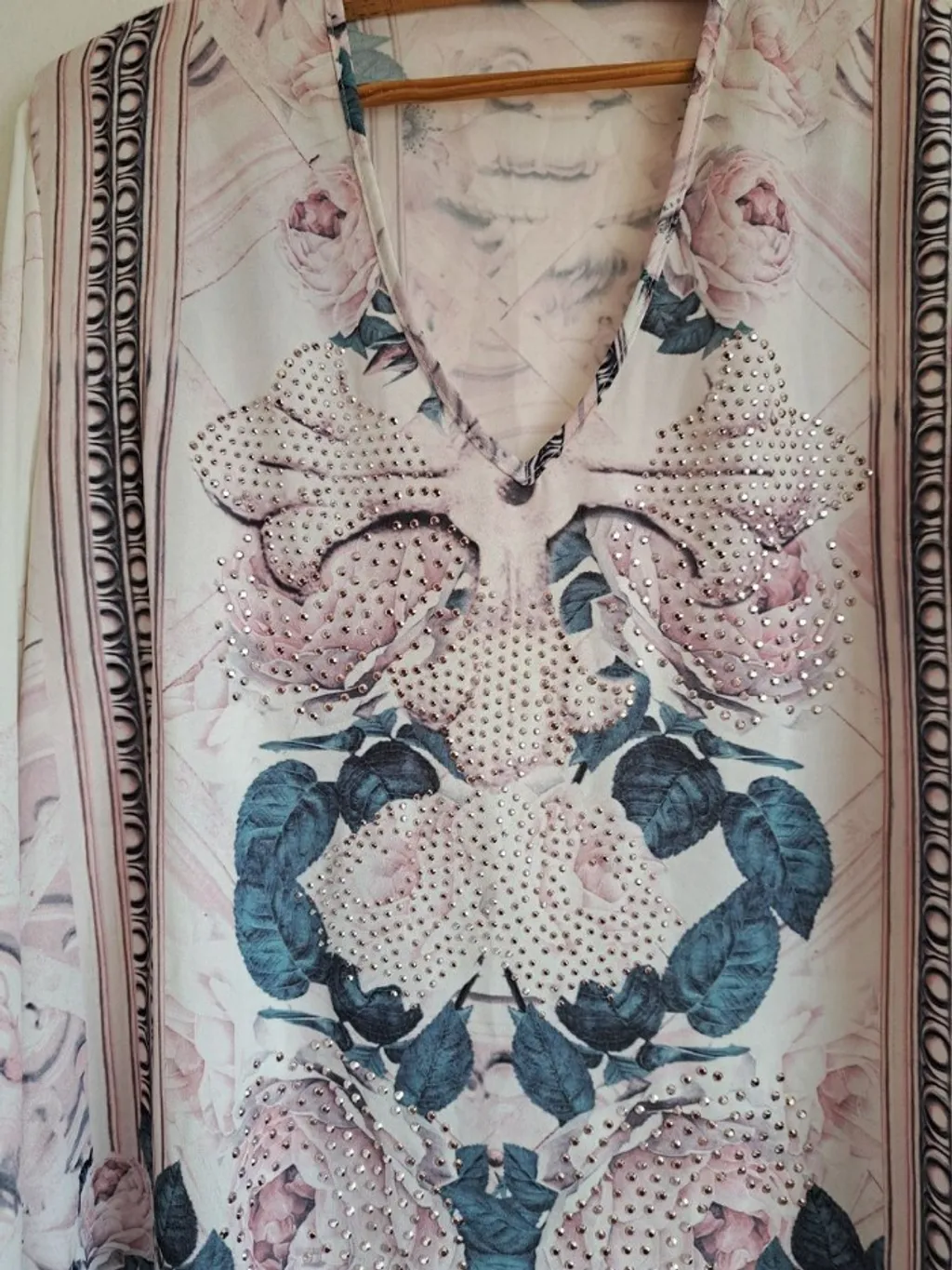 blusa plus size lança perfume