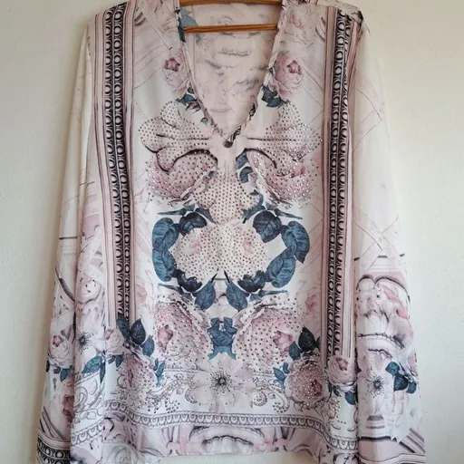 blusa plus size lança perfume