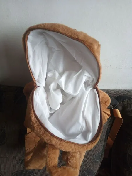mochila labubu nova  de pelúcia