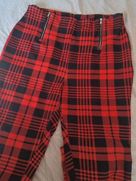 calça xadrez plus size