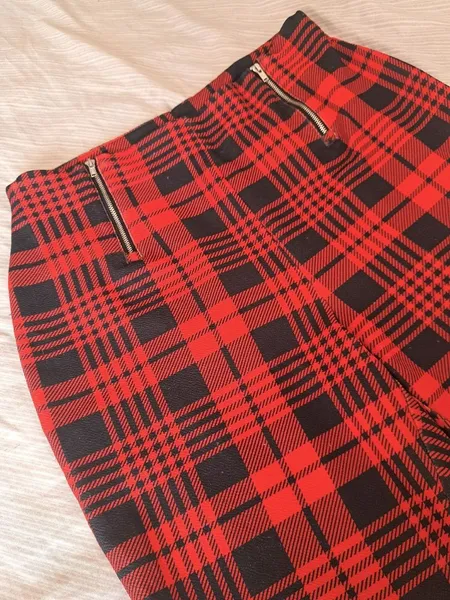 calça xadrez plus size