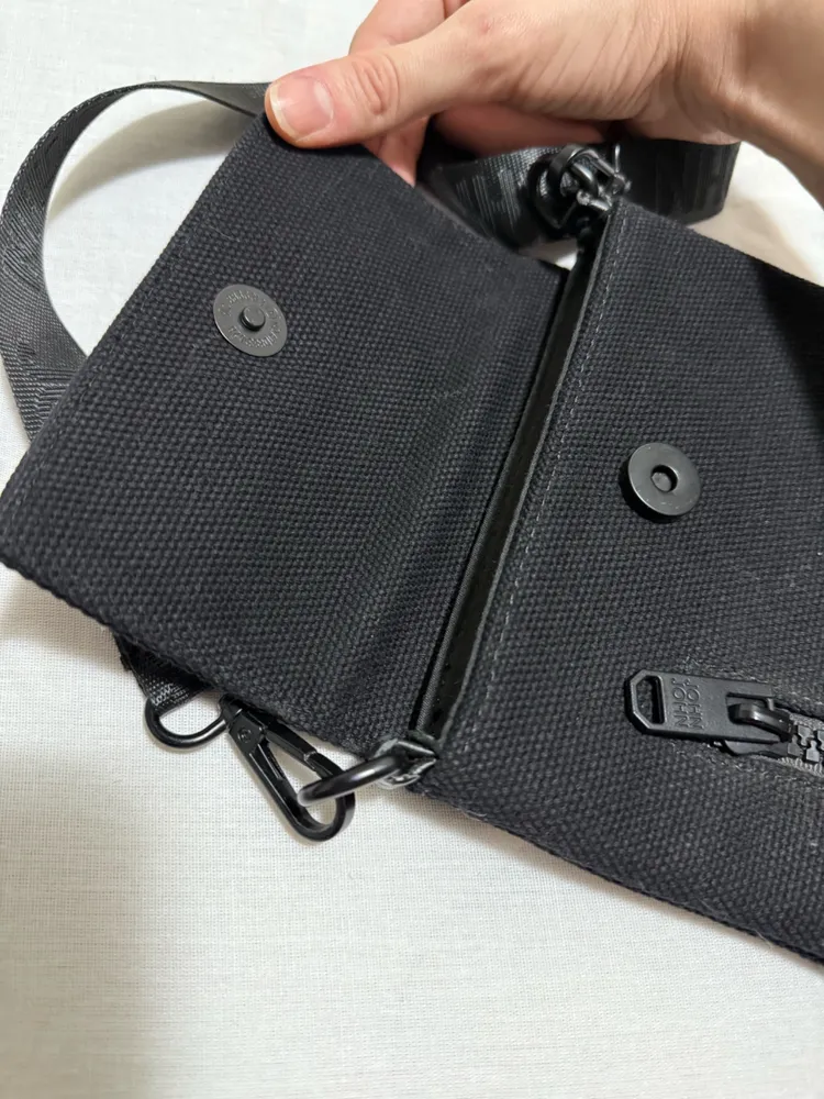 Shoulder bag John John preta seminova