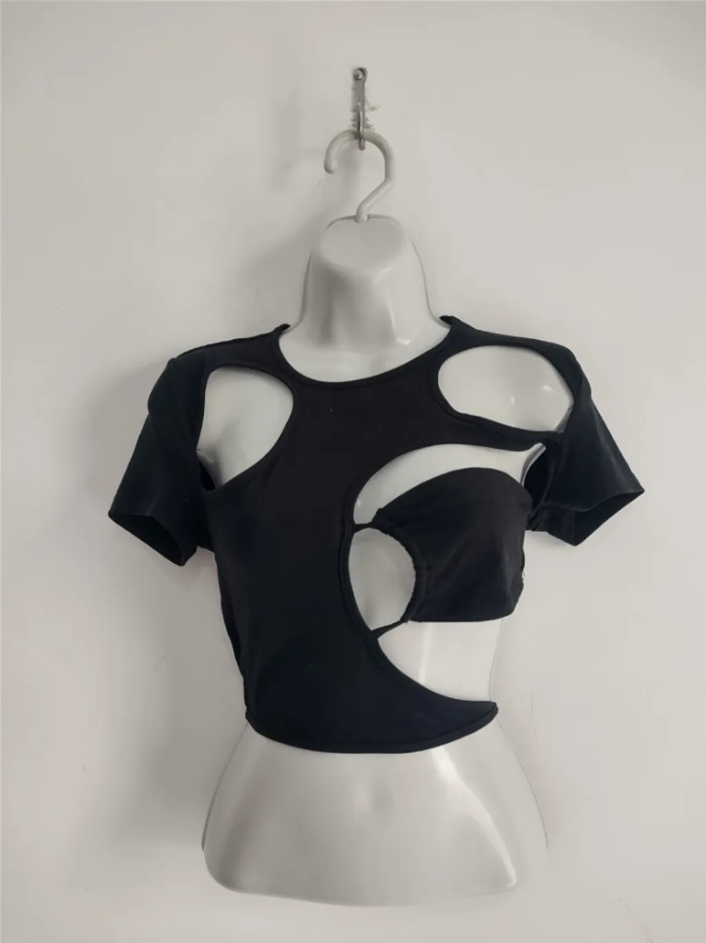 Cropped Preto Recortes Vazados Shein - Tam. P