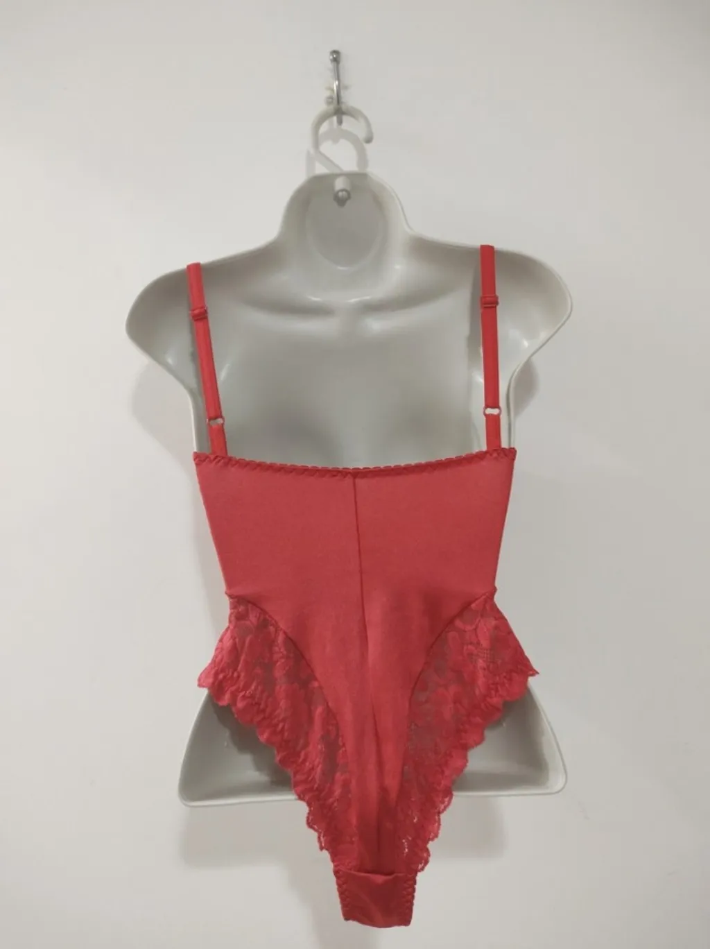 Body Vermelho de Renda - Tam. P
