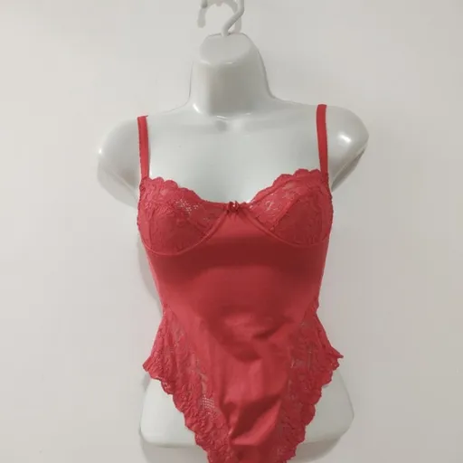 Body Vermelho de Renda - Tam. P