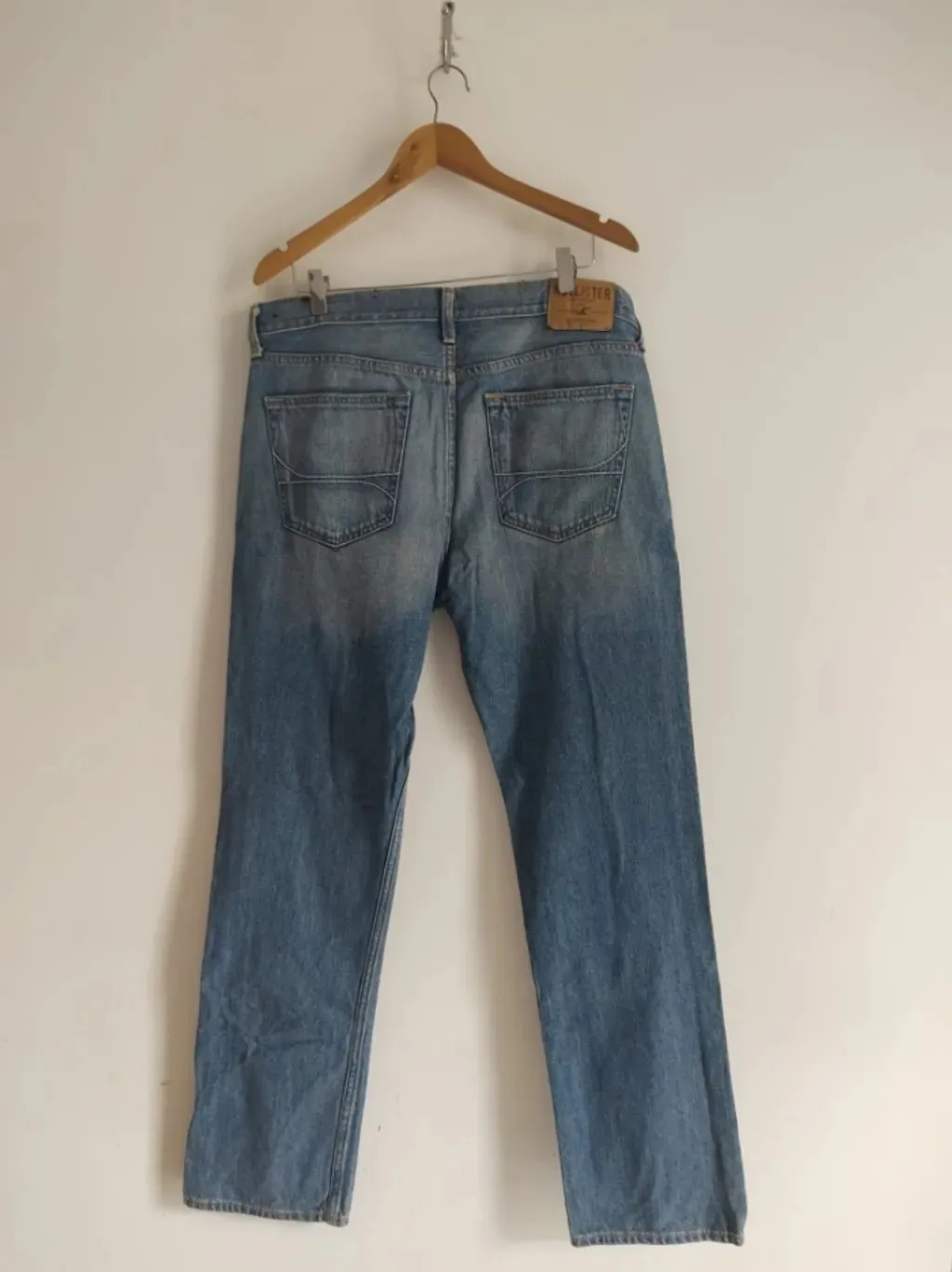 Calça Jeans Masculina Hollister - Tam. 44
