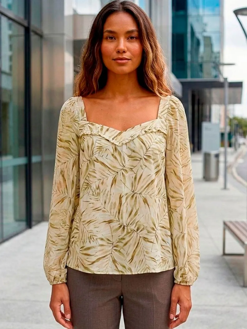 Blusa Estampa Folhagens - Tam. M