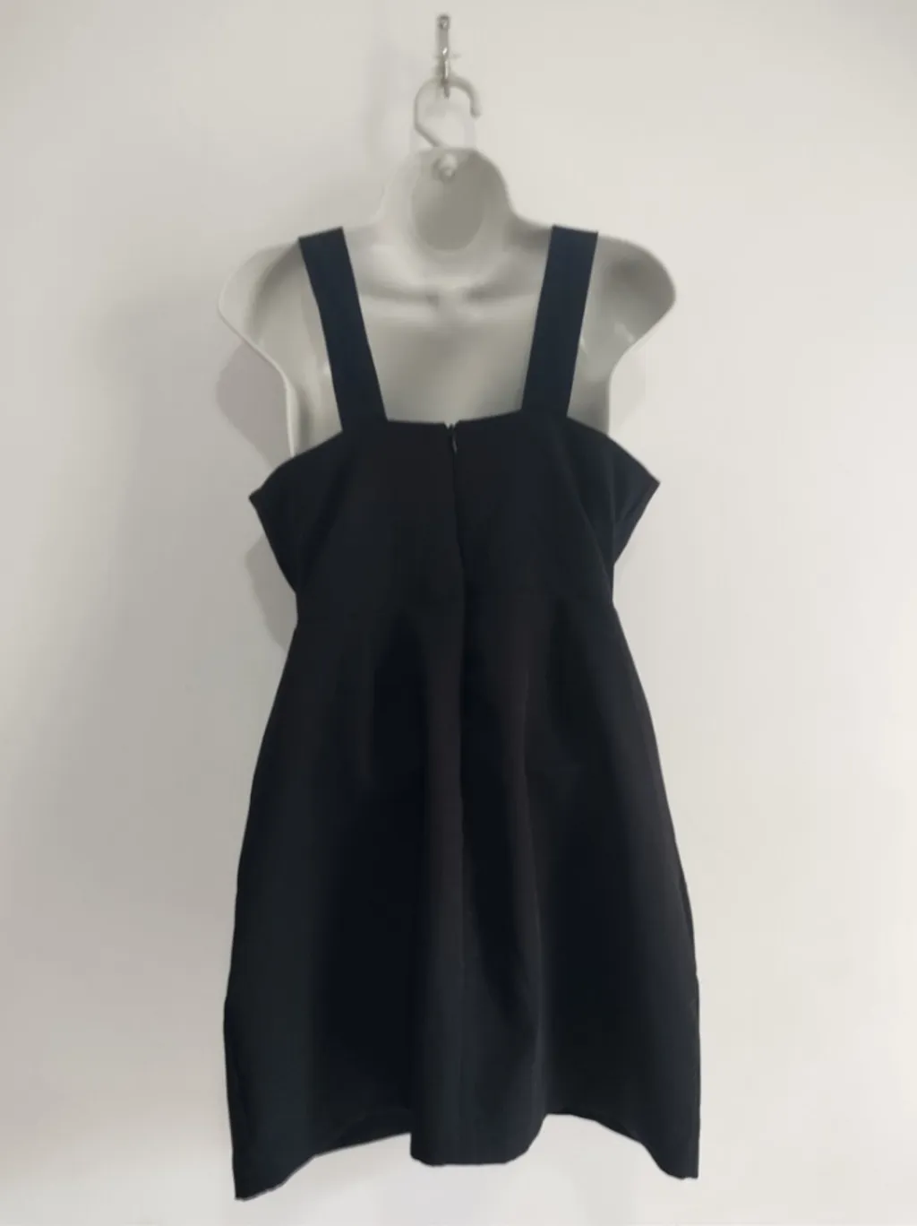 Vestido Jardineira Preto - Tam. M