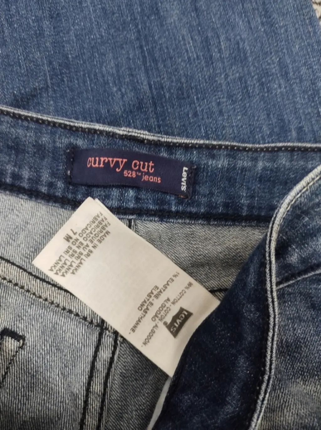 Calça Jeans LEVIS 528 Curvy Cut - Tam. 38