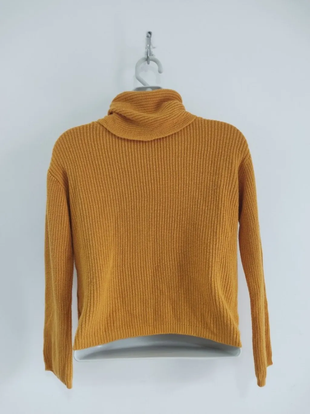 Suéter Cropped Gola Alta - Tam. M