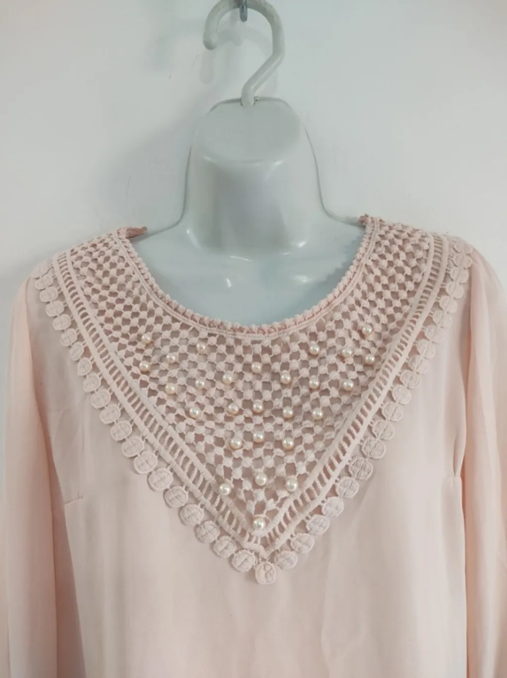 Blusa Rosa com Pérolas - Tam. M