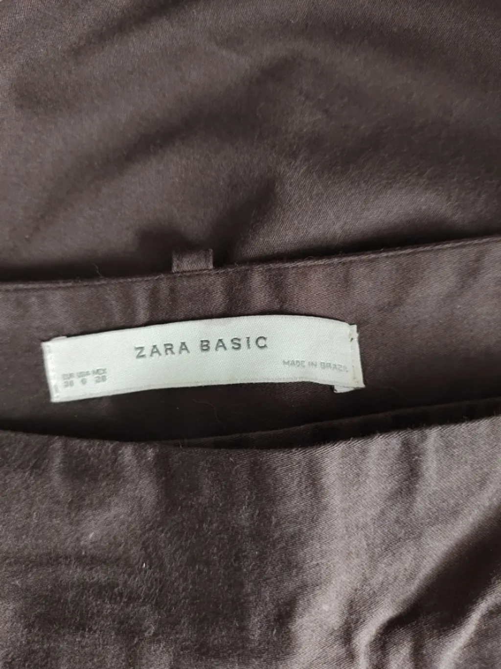 Calça de Alfaiataria Marrom ZARA - Tam. 40