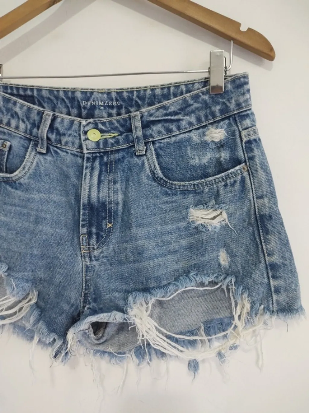 Shorts Jeans Destroyed - Tam. 40