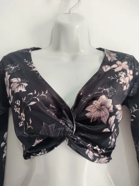 Cropped Floral de Veludo - Tam. PP