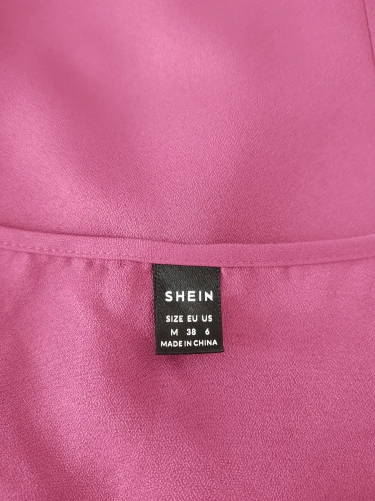 Cropped Fucsia SHEIN - Tam. P