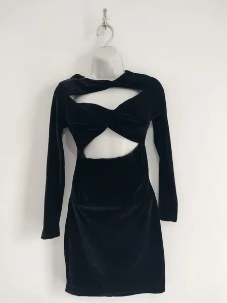 Vestido de Veludo Preto - Tam. P