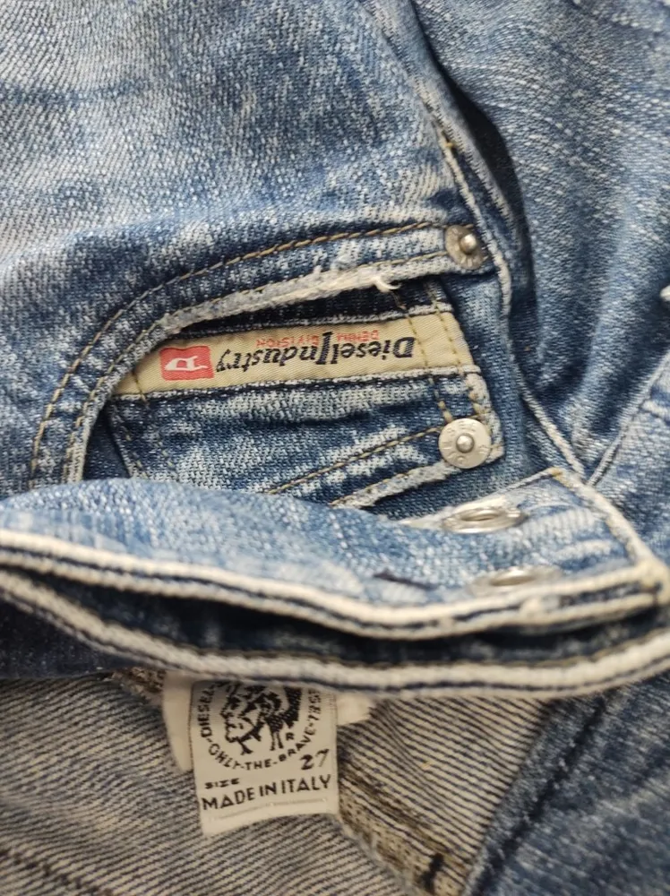 Calça Jeans Feminina DIESEL - Tam. 36