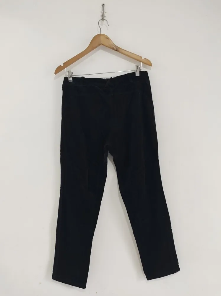 Calça Preta de Veludo Cotelê - Tam. 42