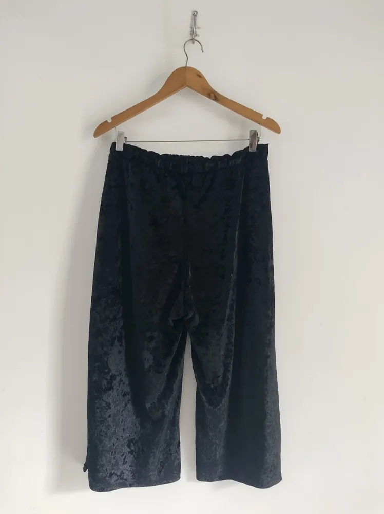 Calça de Veludo Fenda Pantacourt - Tam. G