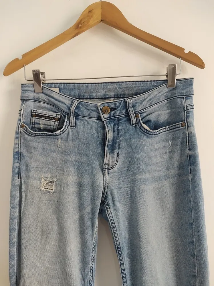 Calça Jeans Destroyed CALVIN KLEIN - Tam. 38