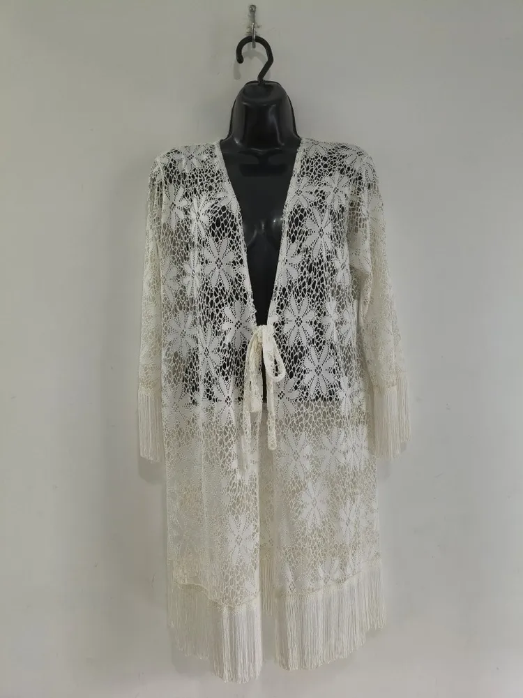 Kimono Alongado de Renda com Franjas - Tam. Único