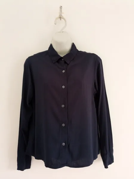 Camisa Azul Marinho de Viscolinho - Tam. P