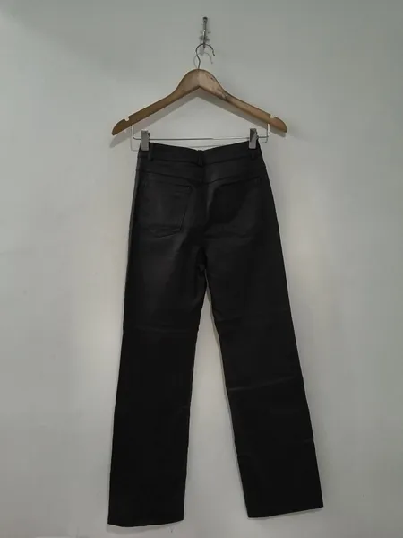 Calça Couro Ecológico Shein Nova - Tam. P