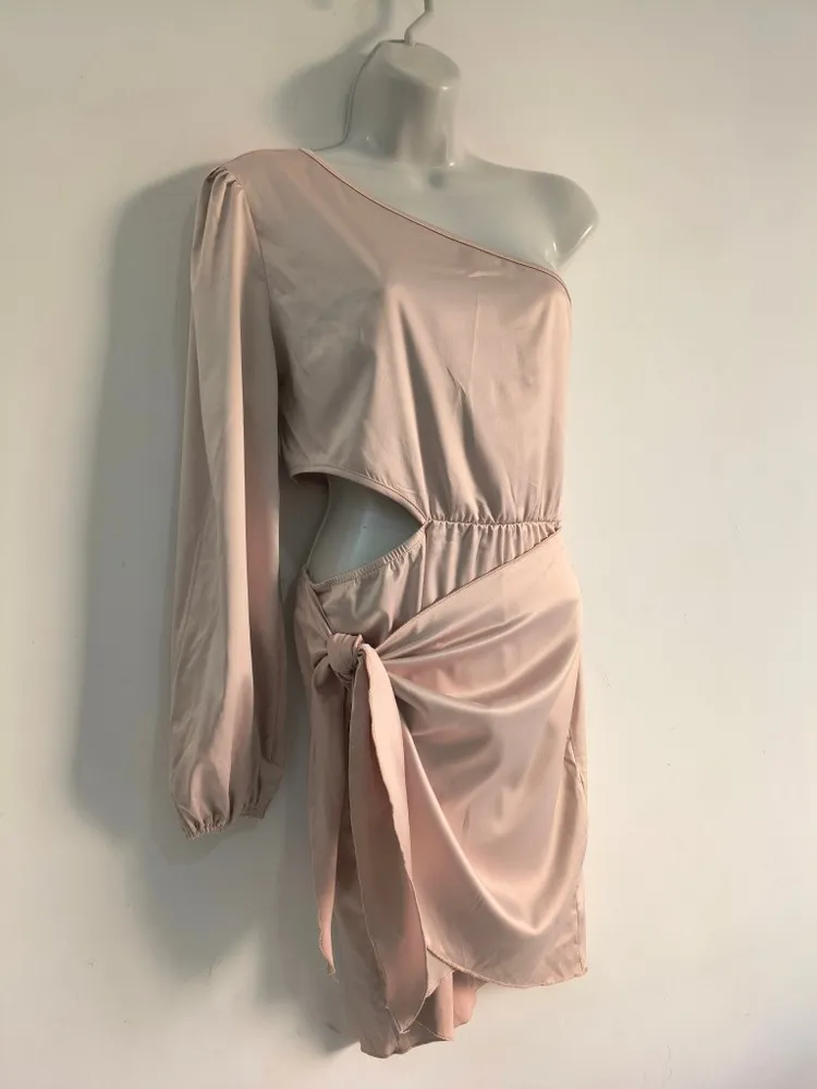 Vestido Manga Única Nude Shein - Tam. M