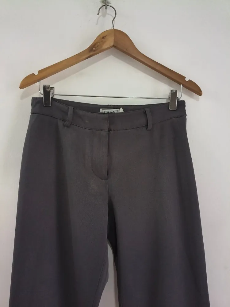 Calça de Alfaiataria Cinza Feminina da Barreds - Tam. 38