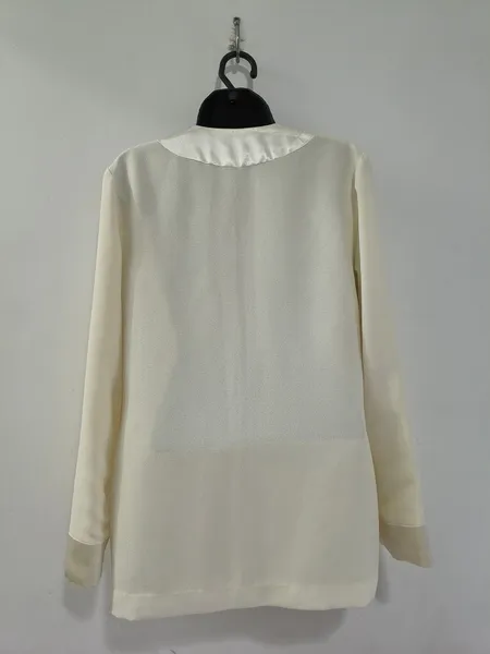 Blazer Feminino Creme com Acabamento Acetinado - Tam. G