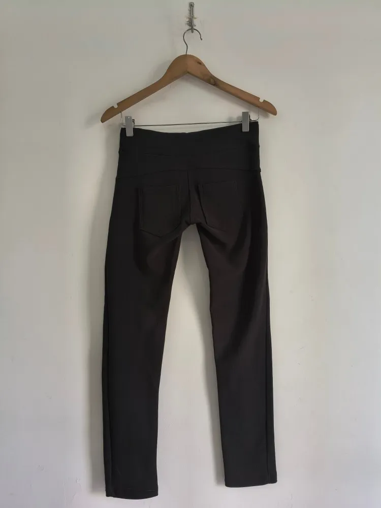 Calça Feminina Canelada Legging de Montaria Preta - Tam. P