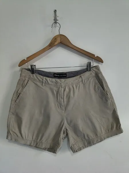 Shorts Feminino de Sarja Bege da Hering - Tam. 42