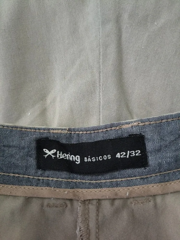 Shorts Feminino de Sarja Bege da Hering - Tam. 42