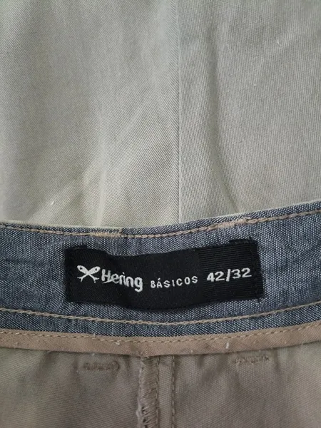 Shorts Feminino de Sarja Bege da Hering - Tam. 42