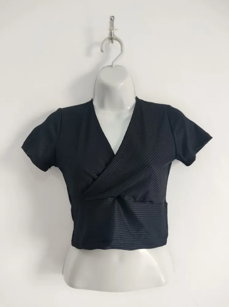 Cropped Feminino Canelado Preto Semi Novo - Tam. P