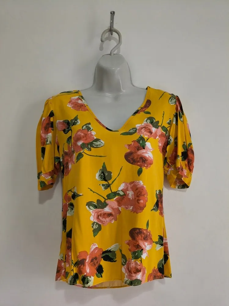 Blusa Feminina Amarela Floral com Manga Princesa - Tam. P