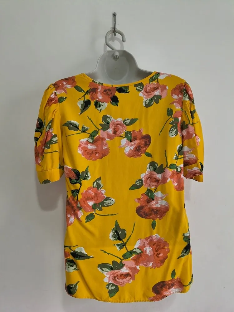 Blusa Feminina Amarela Floral com Manga Princesa - Tam. P
