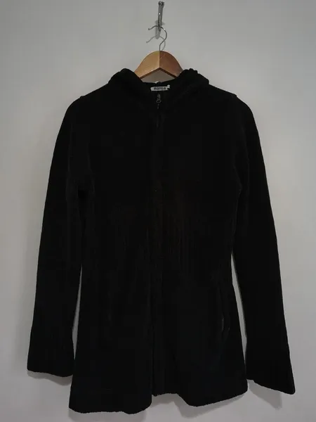 Cardigan Alongado de Tricô Canelado Preto com Capuz - Tam. M