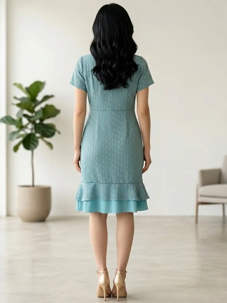 Vestido Azul Midi com Dourado Moda Evangélica- Tam. M