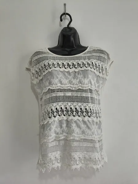 Blusa Feminina Branca com Renda da Yessica - Tam. M