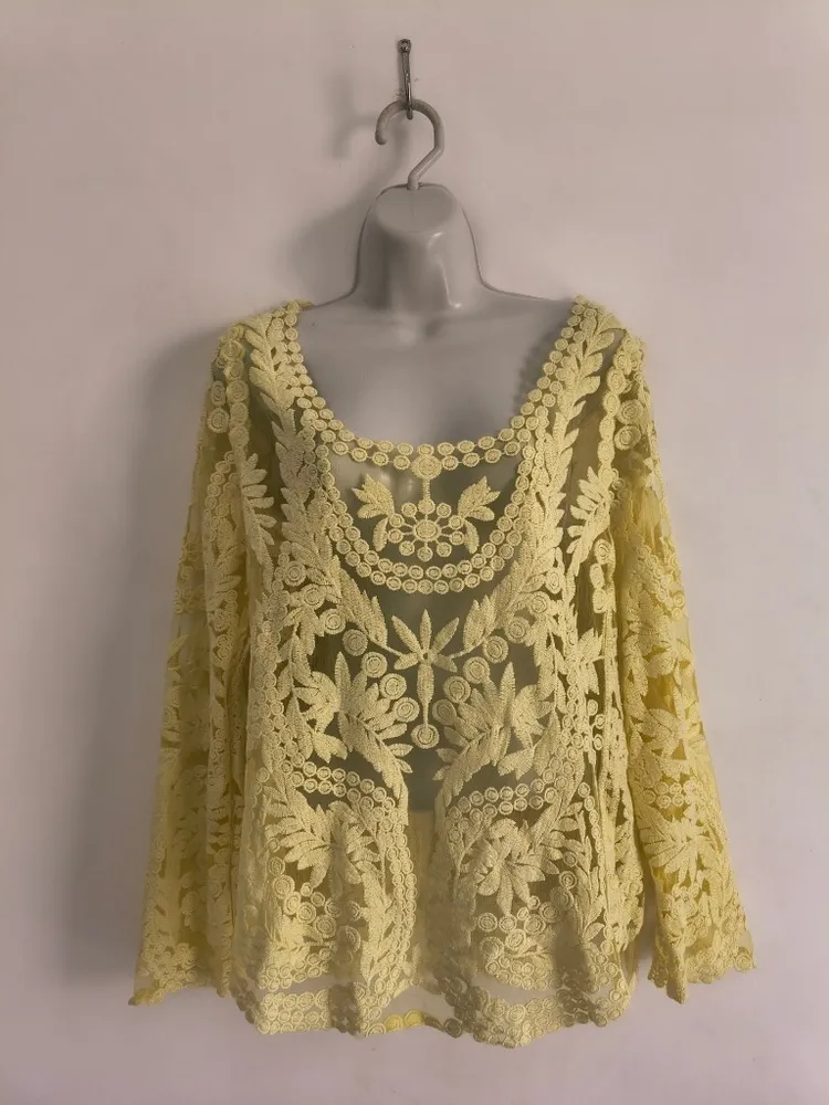 Blusa Amarela de Renda com Transparência Boho - Tam. M