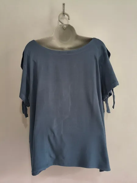 Blusa Feminina Azul com Recorte na Manga - Tam. GG
