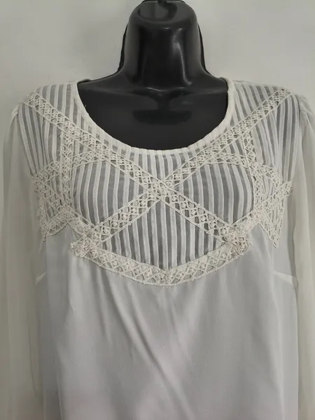 Blusa Bata Feminina Branca Renda na Gola da Yessica - Tam. G