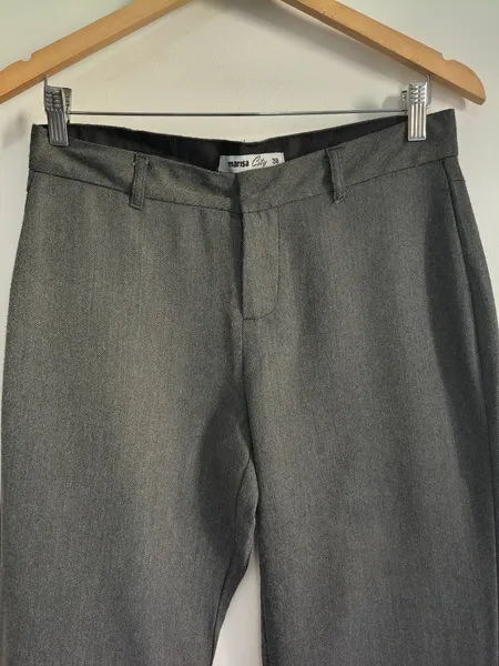 Calça Feminina de Alfaiataria Cinza - Tam. 38
