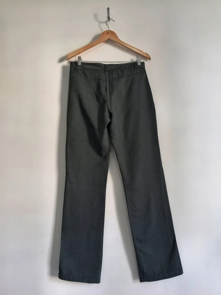 Calça Feminina de Alfaiataria Cinza - Tam. 38